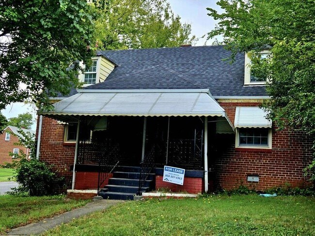 Foto del edificio - 5201 Wingfield St