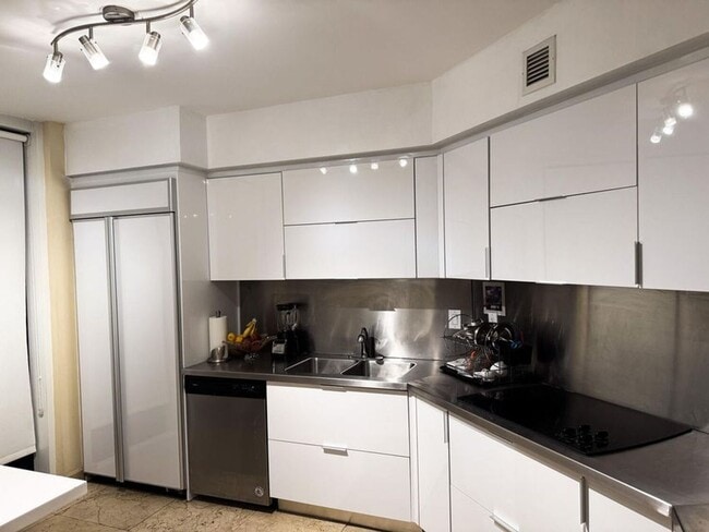 Photo - 18911 Collins Ave House