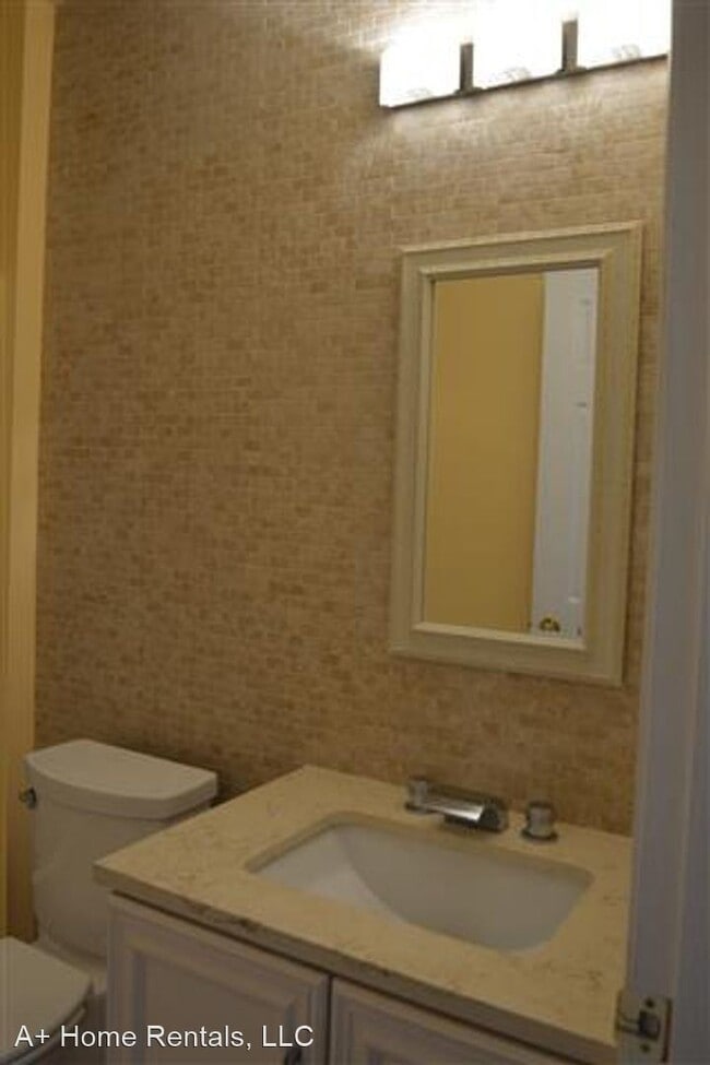 Building Photo - 3 br, 2 bath House - 1471 Crane Creek Blvd.