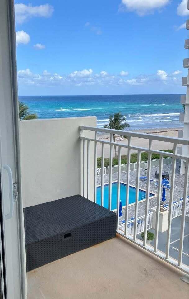 Foto del edificio - 3215 S Ocean Blvd