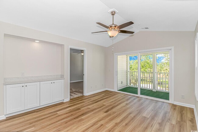 Foto del edificio - 485 White River Dr
