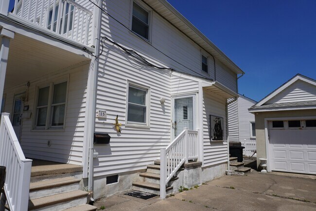 Building Photo - 15 S Decatur Ave