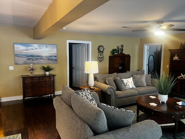 Foto del edificio - 179 Blue Heron Dr