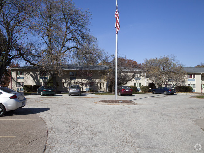 Foto del edificio - Beverly Manor Apartments