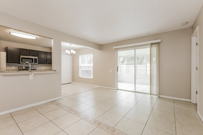 Building Photo - 12438 Dawn Vista Dr