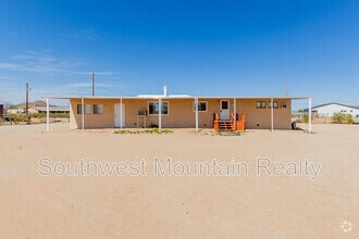 Building Photo - 29967 N Sandridge Dr