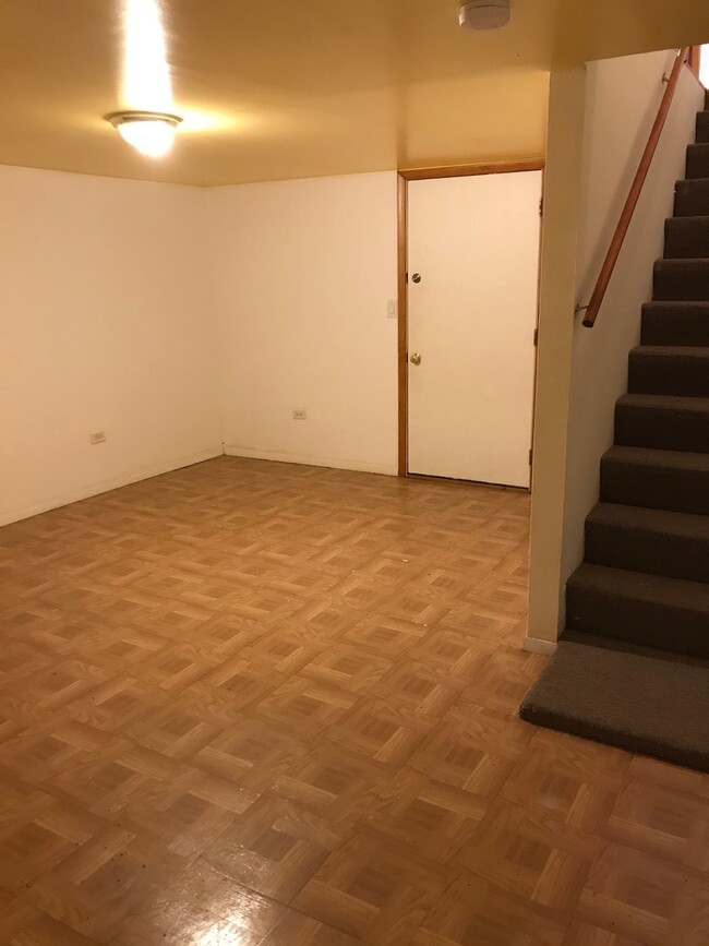 Building Photo - 22 N King Arthur Ct