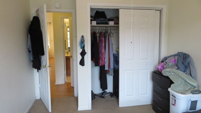 Foto del edificio - 2300 Leon St