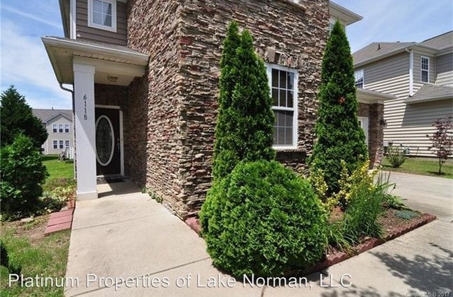 Building Photo - 6118 Stone Porch Rd