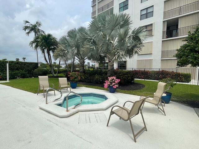 Foto del edificio - 3545 S Ocean Blvd