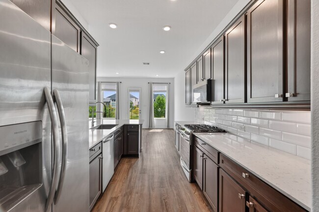Foto del edificio - 5634 Amber Brook Ln