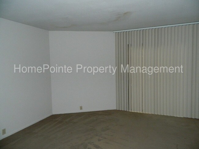Building Photo - 6220 Gloria Dr