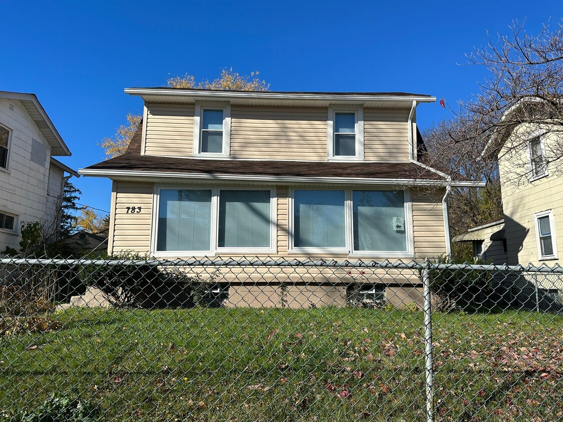 Foto principal - Quaint 2-Bed/1-Bath Haven: Columbus Comfort