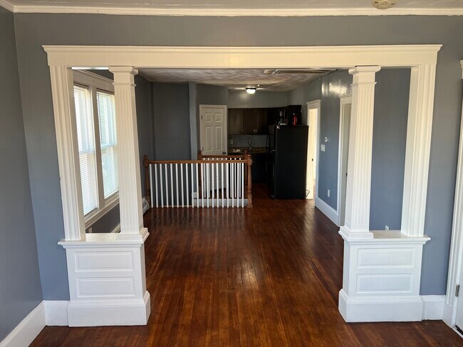 Building Photo - 84 Haverhill St