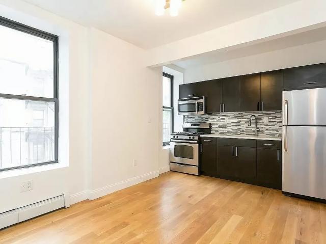 Foto principal - 1 bedroom in NEW YORK NY 10011