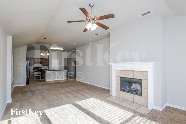 Building Photo - 1101 New Meadow Dr