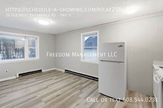 Foto del edificio - 26 Old West Brookfield Rd