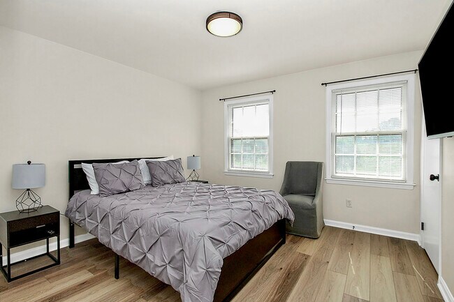 Foto del edificio - 6314 Old Pineville Rd