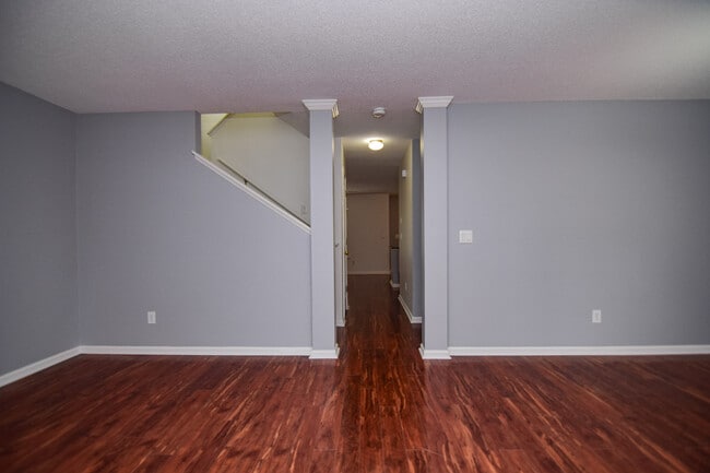 Building Photo - 174 Two Pond Loop