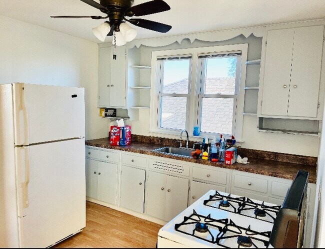 Foto del edificio - 3726 Home Ave