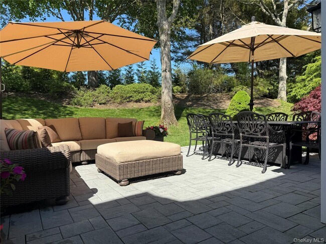 Foto del edificio - 50 Hubbard Ln