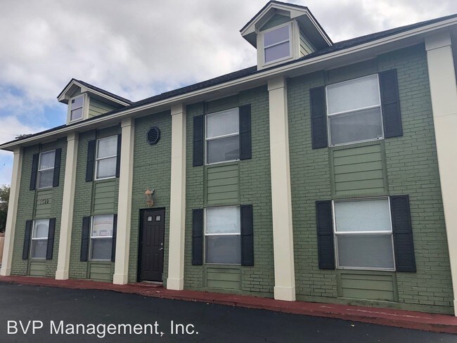 Foto del edificio - 2 br, 1 bath House - 1514 Broadmoor Drive