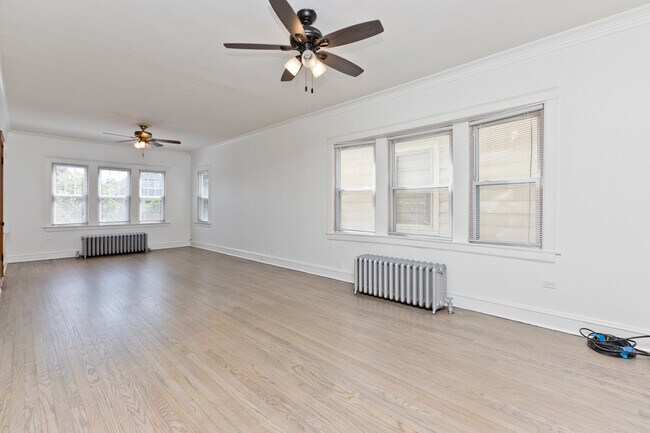 Building Photo - 3340 N Nagle Ave