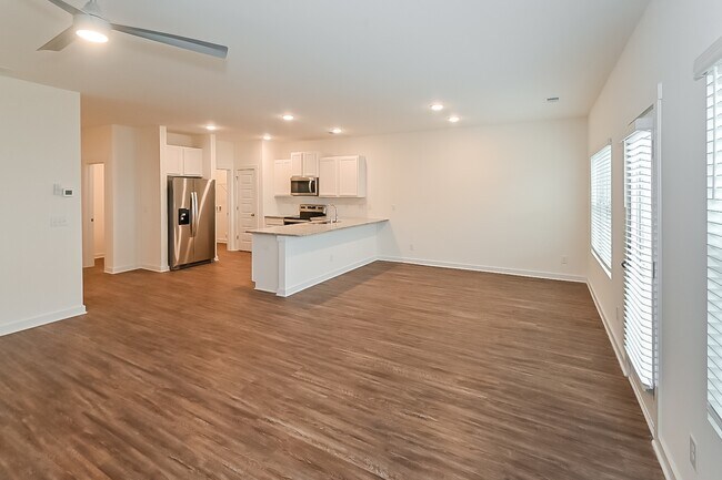 Foto del edificio - 120 The Heights Dr