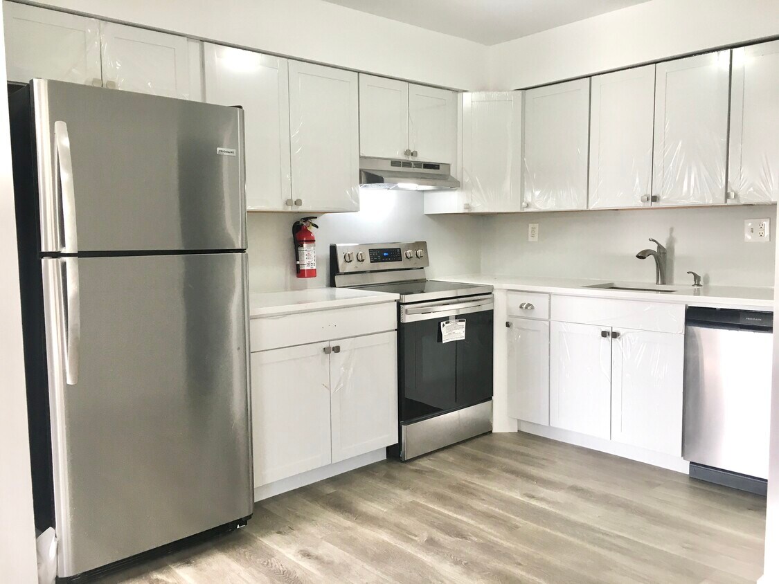 Foto principal - 40 Northrup Dr
