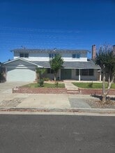 Building Photo - 5054 Howes Ln
