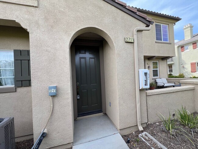 Building Photo - Cute 2 bedroom Condo Available for Rent
