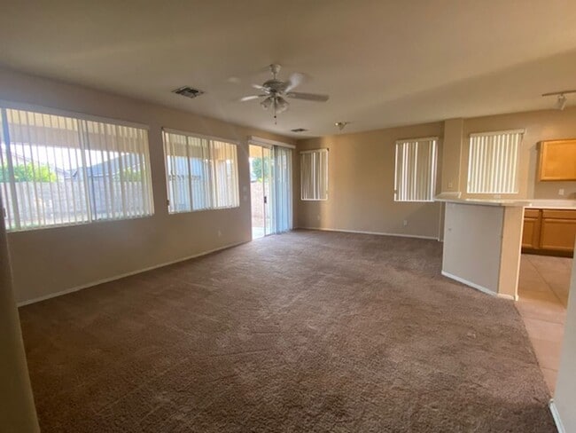 Foto del edificio - AUGUSTA RANCH GOLF COURSE COMMUNITY