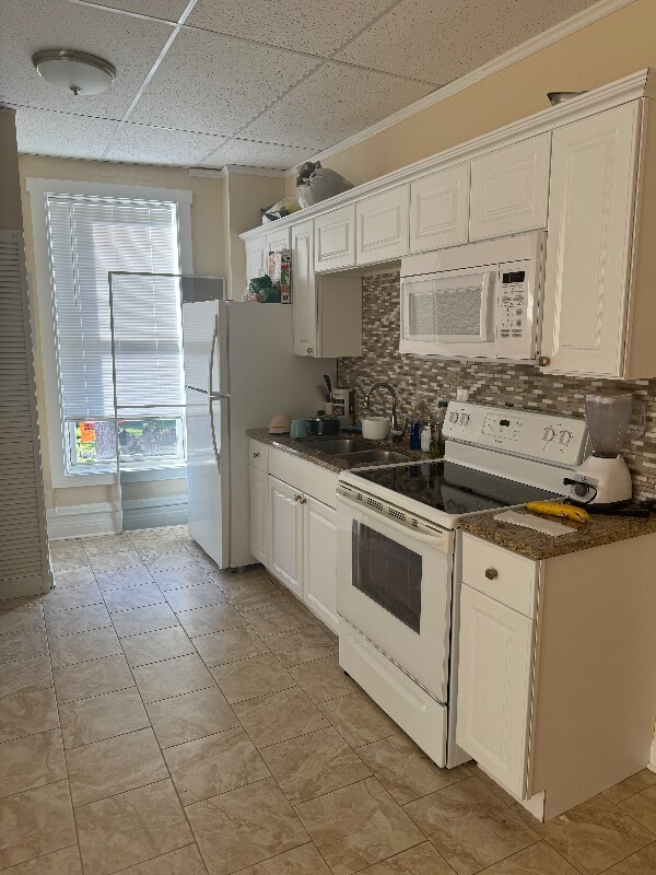 Primary Photo - 503 N Milwaukee Ave