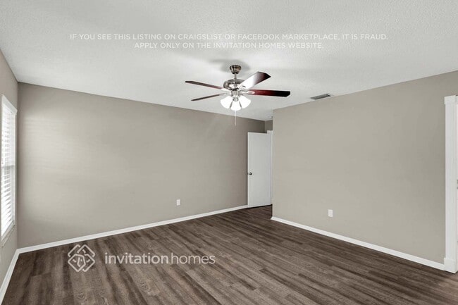 Building Photo - 11911 Hickorynut Dr