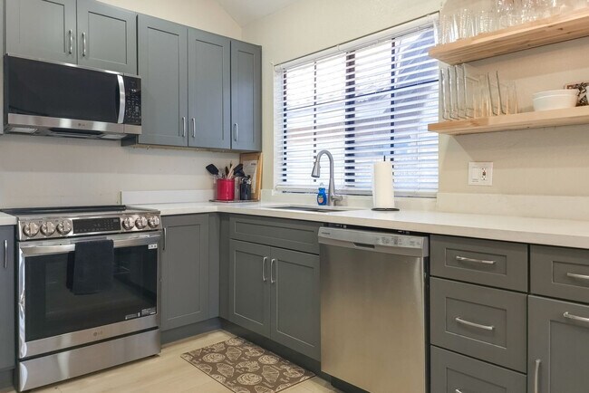 Foto del edificio - 1001 North Pasadena-SI FL1-ID1545705P