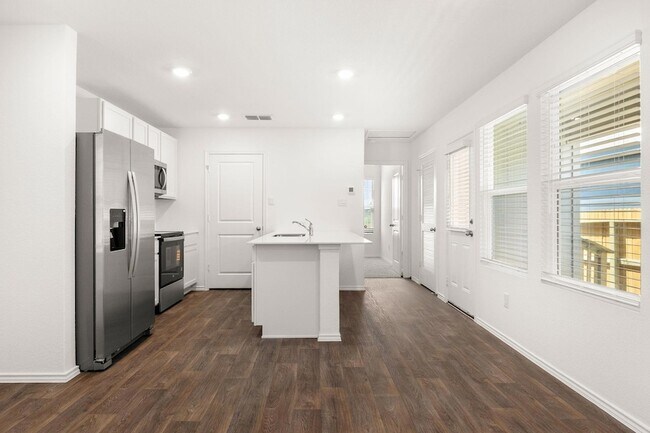 Building Photo - 2038 Zephyr Lily