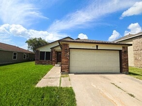 Building Photo - 8111 Sanford St