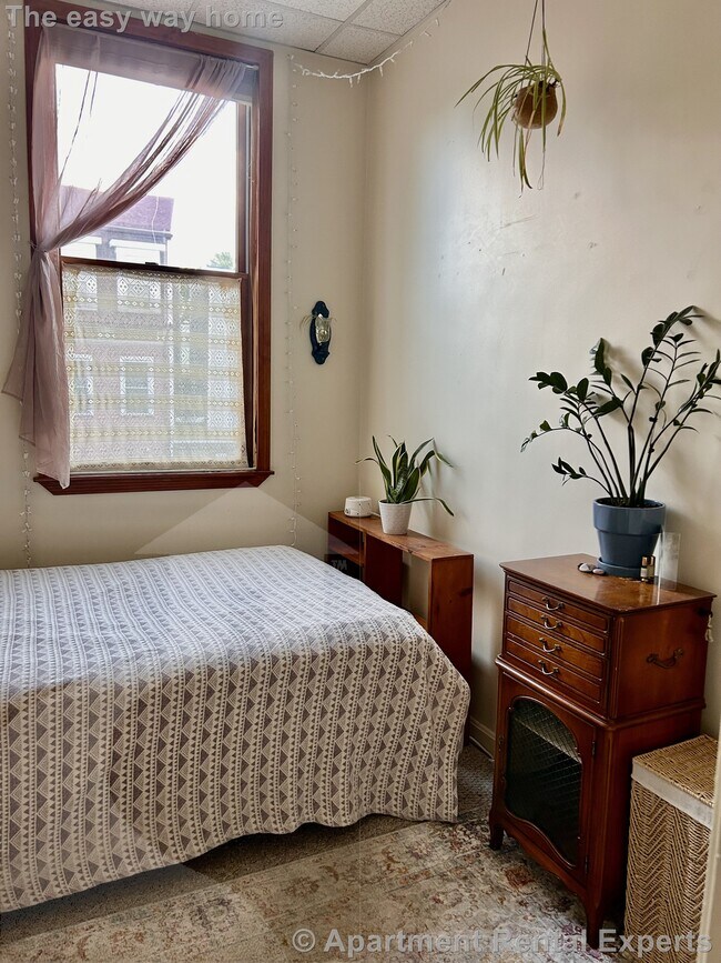 Foto del edificio - 1153 Cambridge St