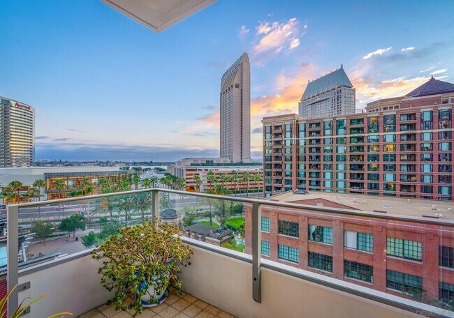 Foto del edificio - 550 Front St