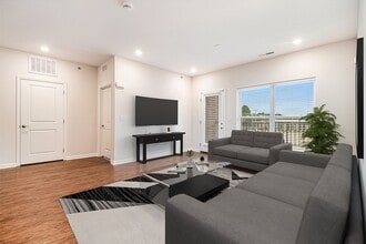 Building Photo - 1006 S Indiana Ave