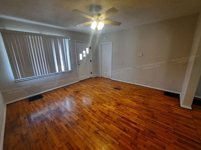 Foto del edificio - 825 W Nichols St