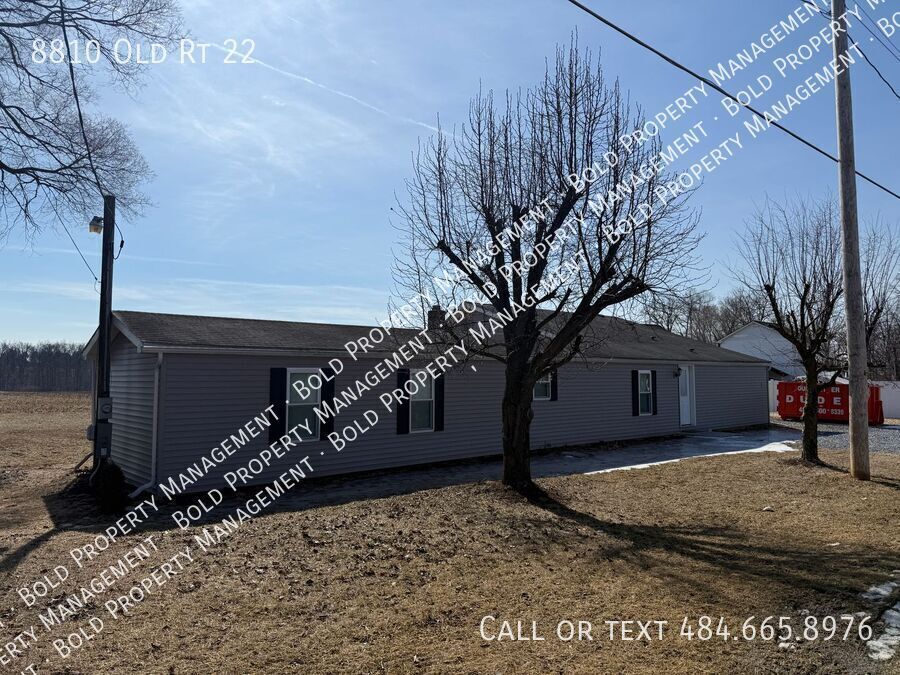 Foto principal - Three bedroom two bath home in Bethel