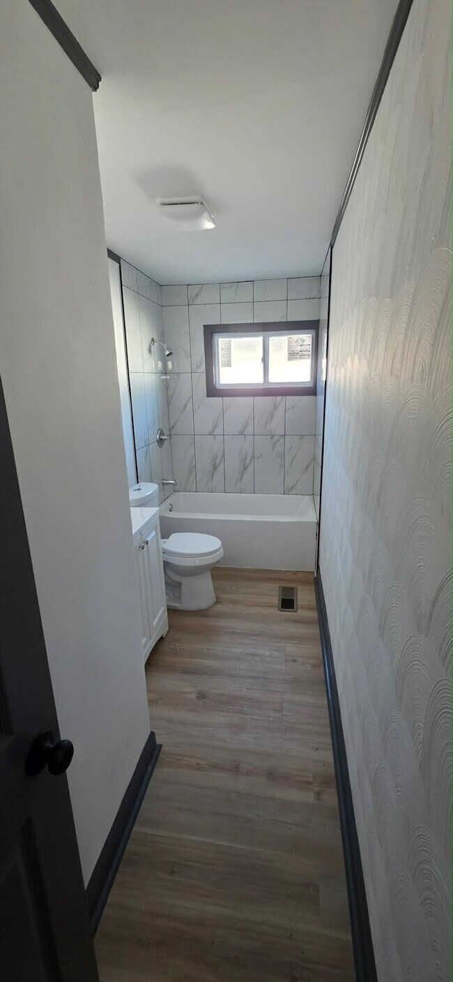 Foto del edificio - 3921 Middlehurst Ln