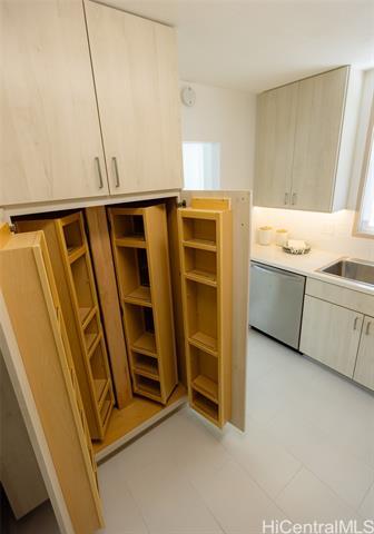 Foto del edificio - 46-145-145 Haiku Rd