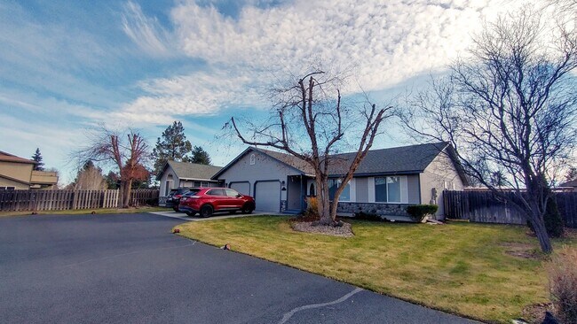 Foto del edificio - Tucked away gem