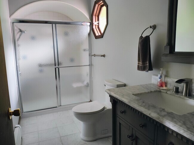 Baño principal - 394 Flagstaff Rd