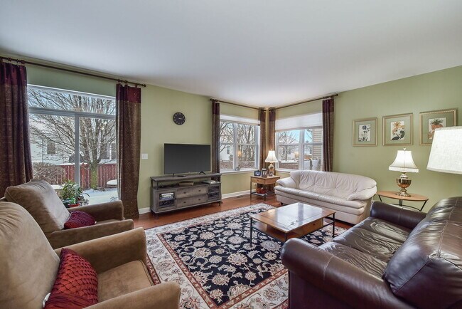 Foto del edificio - 708 Bohannon Cir