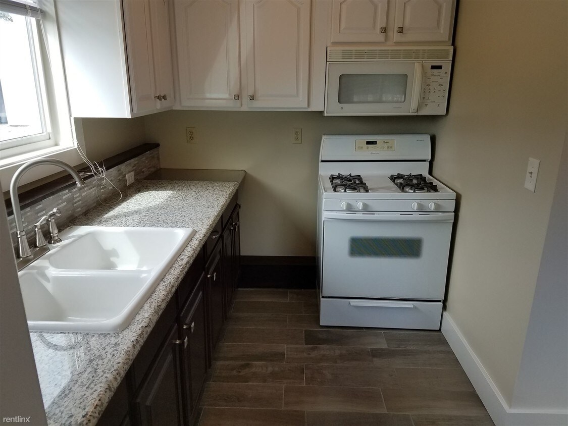 Foto principal - 9479 Belding Rd NE