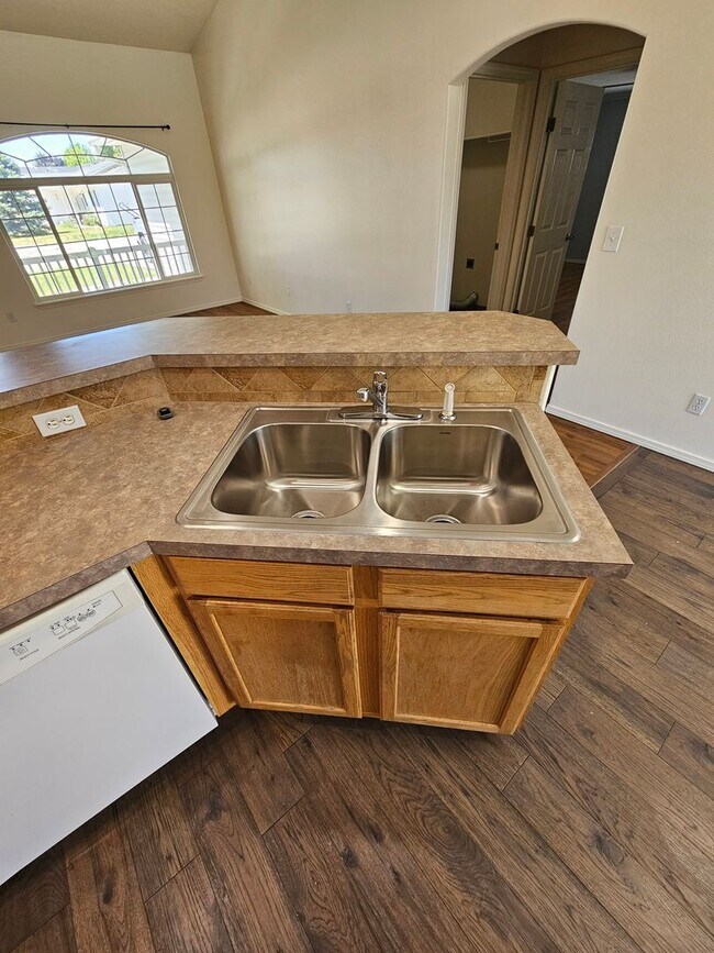 Building Photo - Single level 4 bedroom 2 bath Boise home.