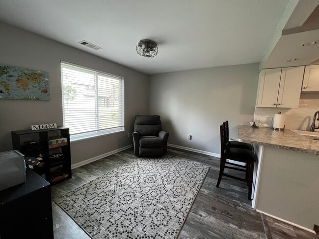 Foto del edificio - 8 Southcreek Ct